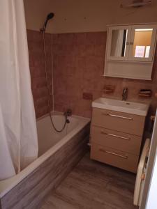 Appartement confortable avec vue sur la montagne