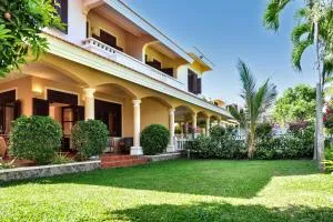Luxurious 3BRVilla Domaine Mui Ne with Pool & Tennis Court Access - Ấp Chợ Dinh