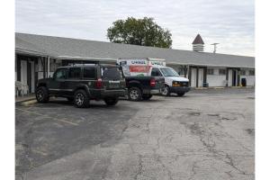 Capri Motel By OYO Elwood, Wathena