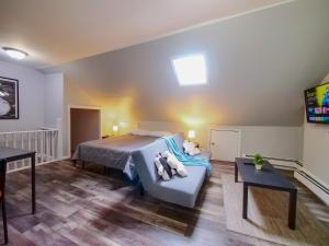 Cozy Jersey City Apt near NYC Free Wi-Fi & Great Location