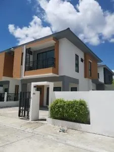 Nanzarie House - Ban Khlong Thewa