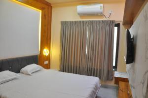 Hotel Shivar