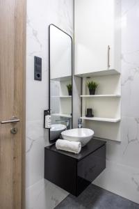 Exclusive & Grand Astoria Residence in the Heart of Budapest