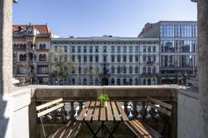 Exclusive & Grand Astoria Residence in the Heart of Budapest