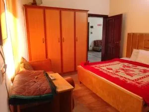 AB Lodge Guest House - Абботтабад