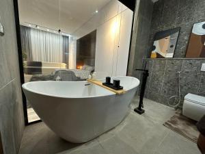 Villa private pool on Lagoon