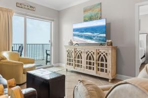 Crystal Shores 1104 Condo