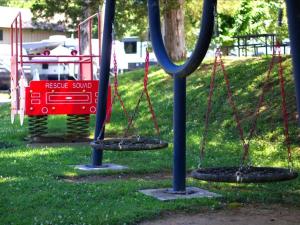 Pigeon Forges 2BR Cottage