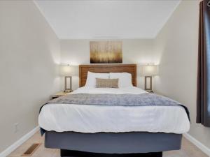 Pigeon Forges 2BR Cottage