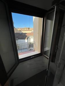 Lake View Apartment, MantegnaHotels