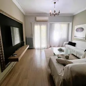 2 bedrooms center apart - Áno Arói