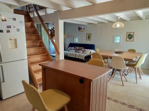 Maisons de vacances Maison & dependance 10 pers avec Piscine : photos des chambres