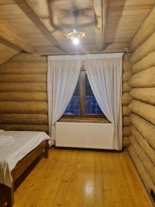 Cabana dintre brazi Mărișel