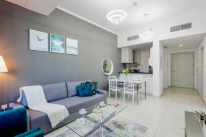 1BR with Balcony, Steps from JBR & Marina Walk