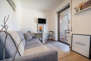 Lumos - The City Center Apartment