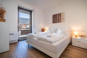 Lumos - The City Center Apartment