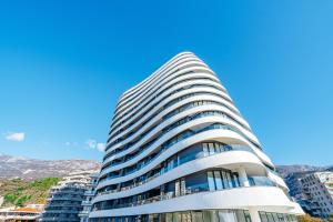 Luna skyline sea view apt - 3hvězdičkové hotely ve městě Budva