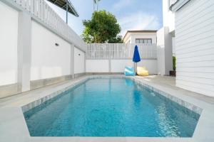 Duplex Style 3-BR Corner Private Pool Villa