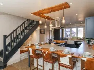 Beacon House - Sneaton