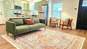 Charming & Stylish - Chickasaw