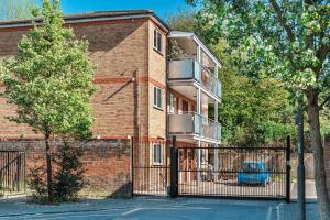 Central London Battersea & Clapham Retreat