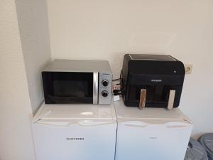 Ferienwohnung 3, Nahe Augenklinik, Zentrum und Saarbrücken, 66280 Sulzbach