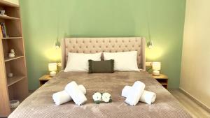 Marilis House, private pool, WIFI, mountain view, Netflix, self-check-in