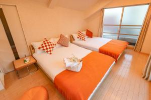 Shinjuku 2 stops 3 bedrooms best groups or family