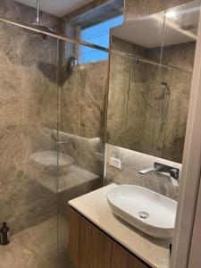 3BR Penthouse PVT Hot Tub