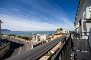 MH Suites Rooms Apartments
