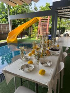 Omega Life Pool Villa Pattaya