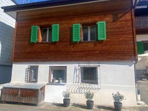Charming Holiday Retreat in Tamins near Flims