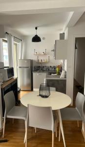 APPARTEMENT CENTRE-Bastia à une minute à pied du port