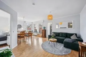 TRABER APARTMENTS 1 SZ Balkon Parkplatz & sehr ruhig - Лейпциг