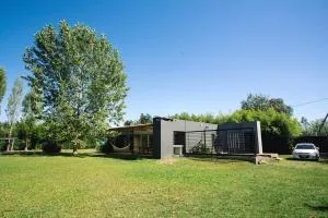 Casa Quinta, ideal Relax Pileta,fogón y Naturaleza - 托尔图吉塔斯