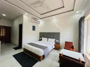 The Shalam Resort - Lansdowne