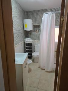 Camino a Monasterio de piedra