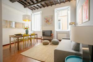 Trastevere 2 Badrooms Design Appartment