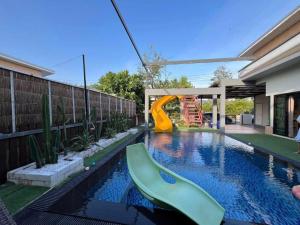 Omega Life Pool Villa Pattaya