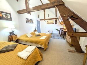 B&B / Chambres d'hotes Chateau de Quesmy : photos des chambres
