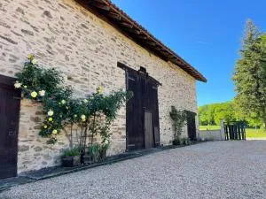 19th Century Characterful Farmhouse - Saint-Bazile