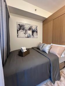 Stylish 1BR Condo in Makati City