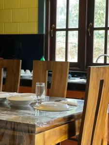 Lavender Villa by Kananke Hills