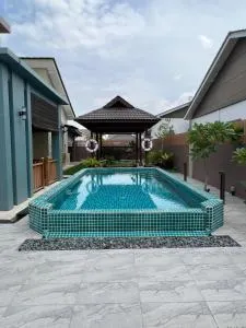 The Cozy Beachfront - Kampong Gebeng