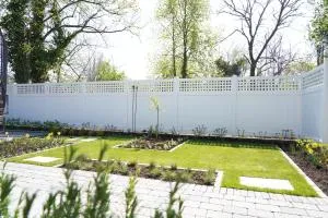 Kehrein am Stadtwald 60qm Wohnung mit Garten, Balkon und Parkplatz - Rath