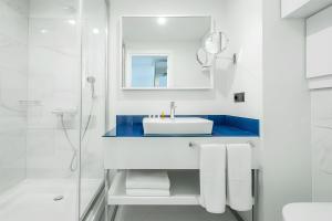 BeachFront Panoramic Apartments