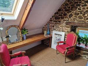 Maisons de vacances Gites Amorique Plesidy : photos des chambres