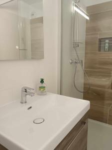 Appartements Les Hauts de Balaruc THERMES : photos des chambres