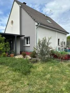 Bienvenue chez Eve en bourgogne - 波马尔