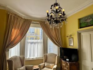 Albert & Victoria Guest House